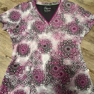 Women’s scrub top